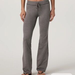 Vuori Heathered Gray Drawstring Joggers